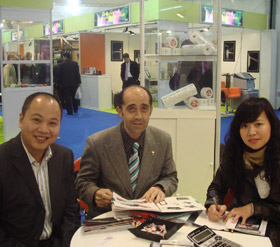 Germen Customer and Honghui